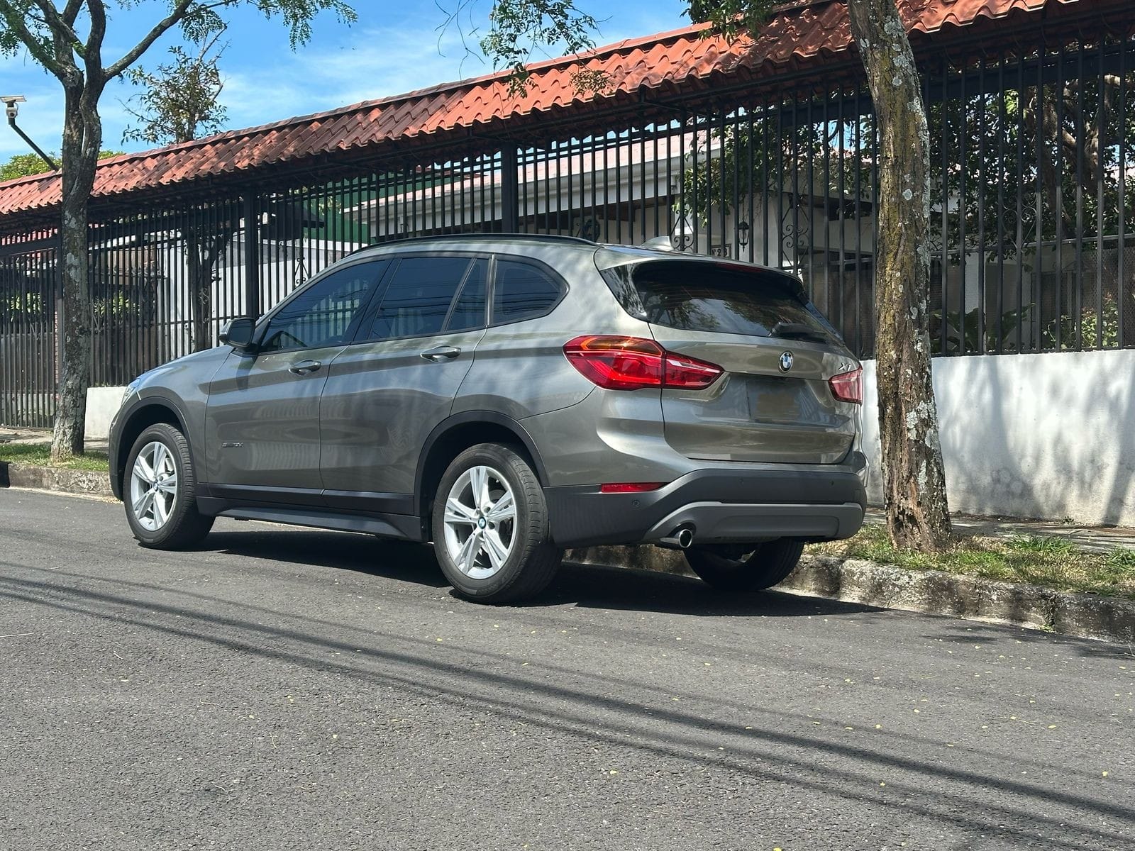 BMW X1