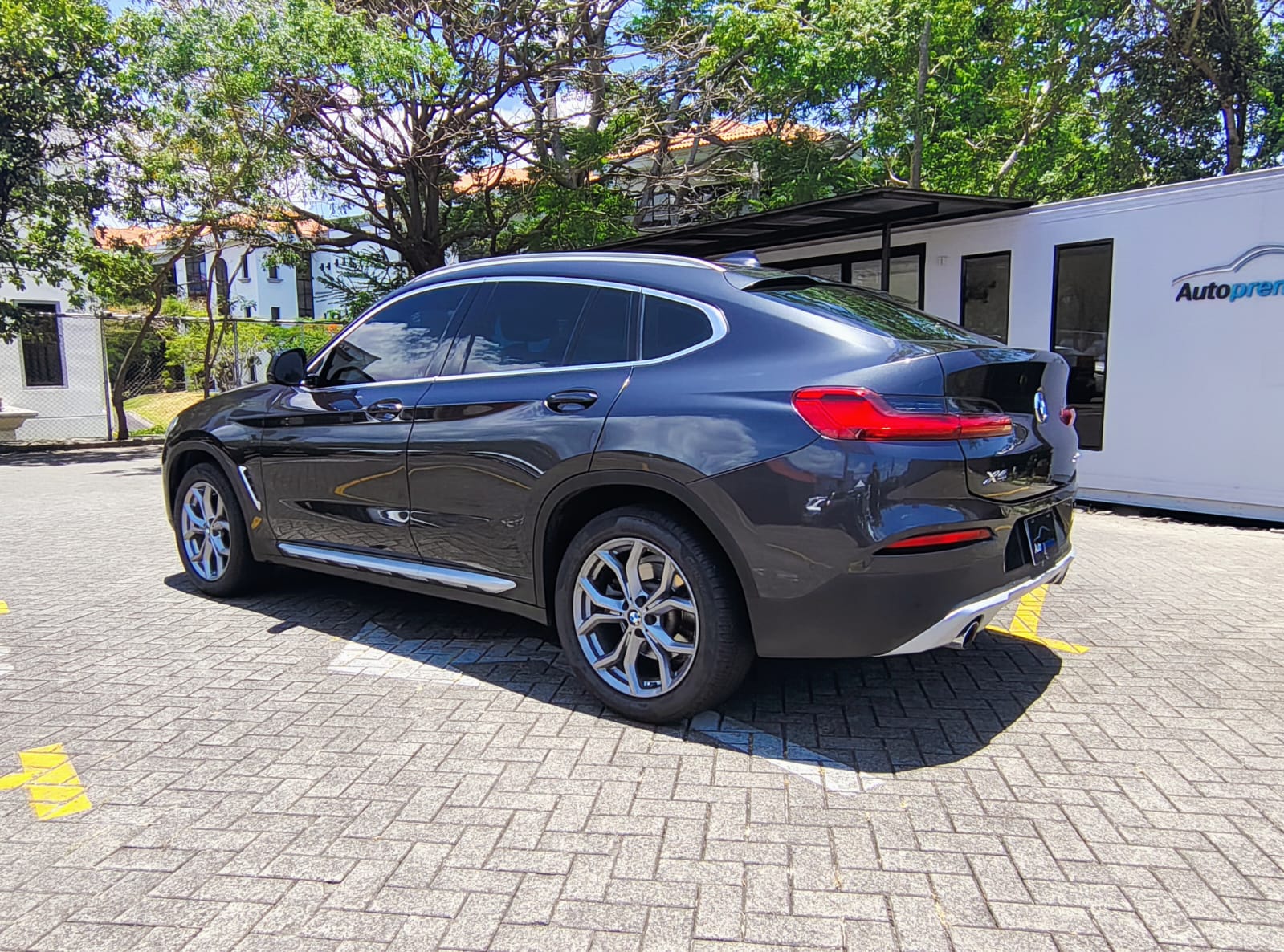 BMW X4 X-DRIVE 20