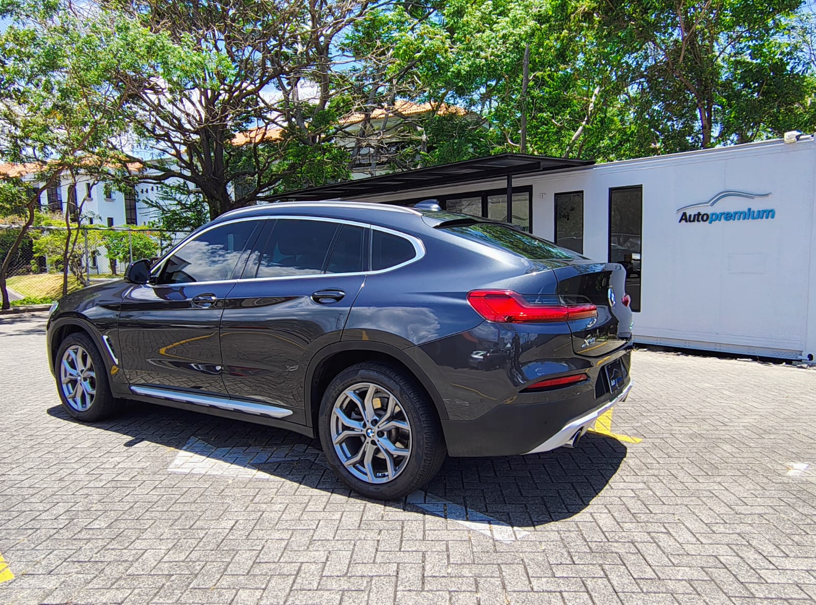BMW X4 X-DRIVE 20