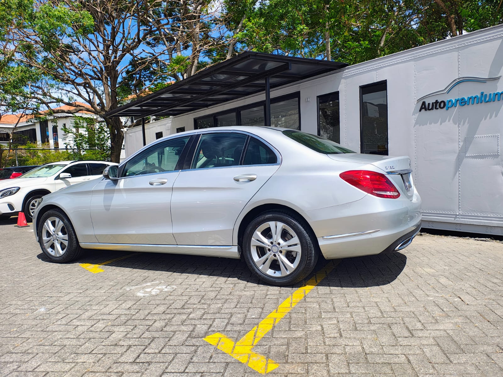 MERCEDES BENZ CLASE C