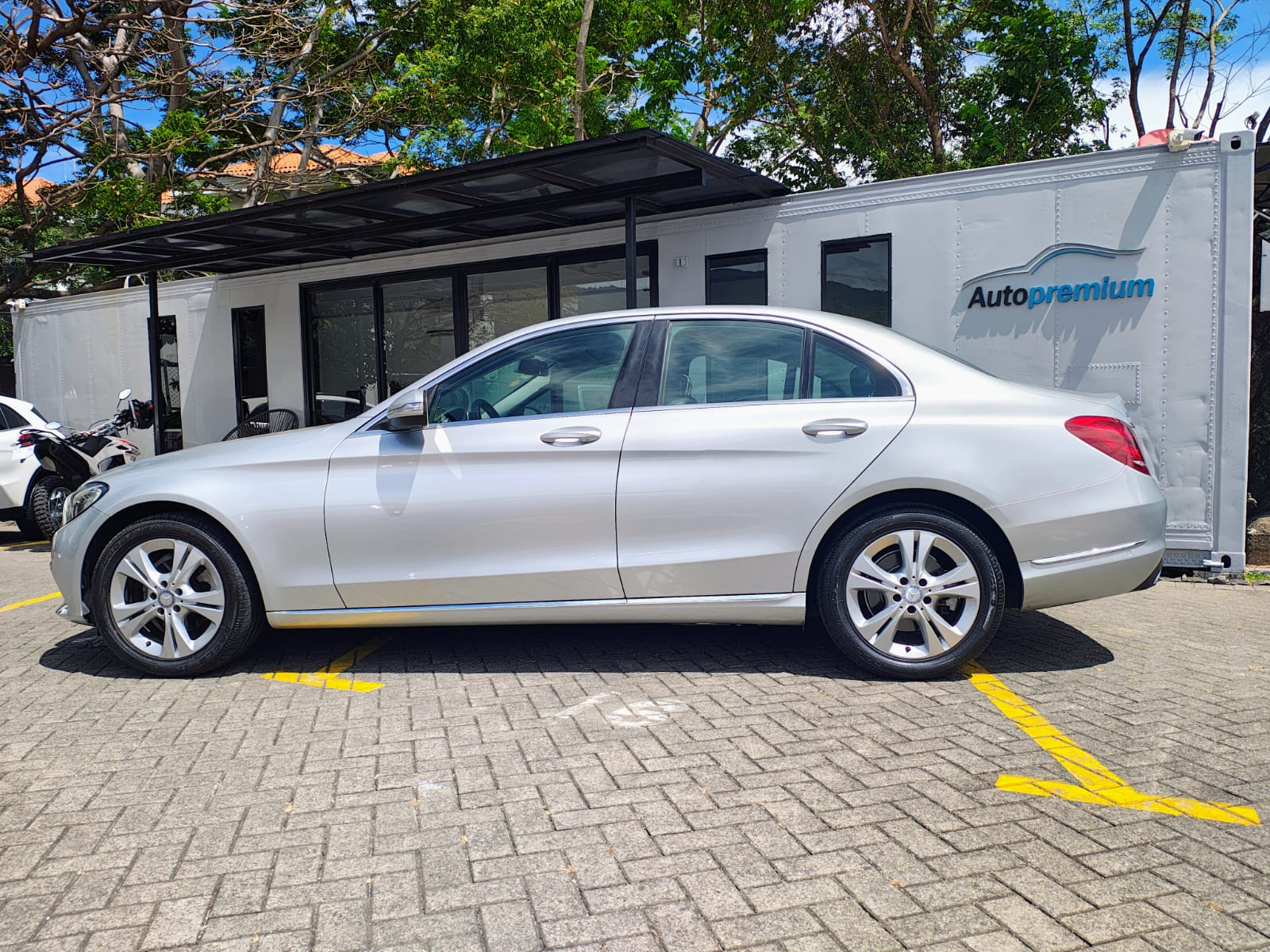 MERCEDES BENZ CLASE C