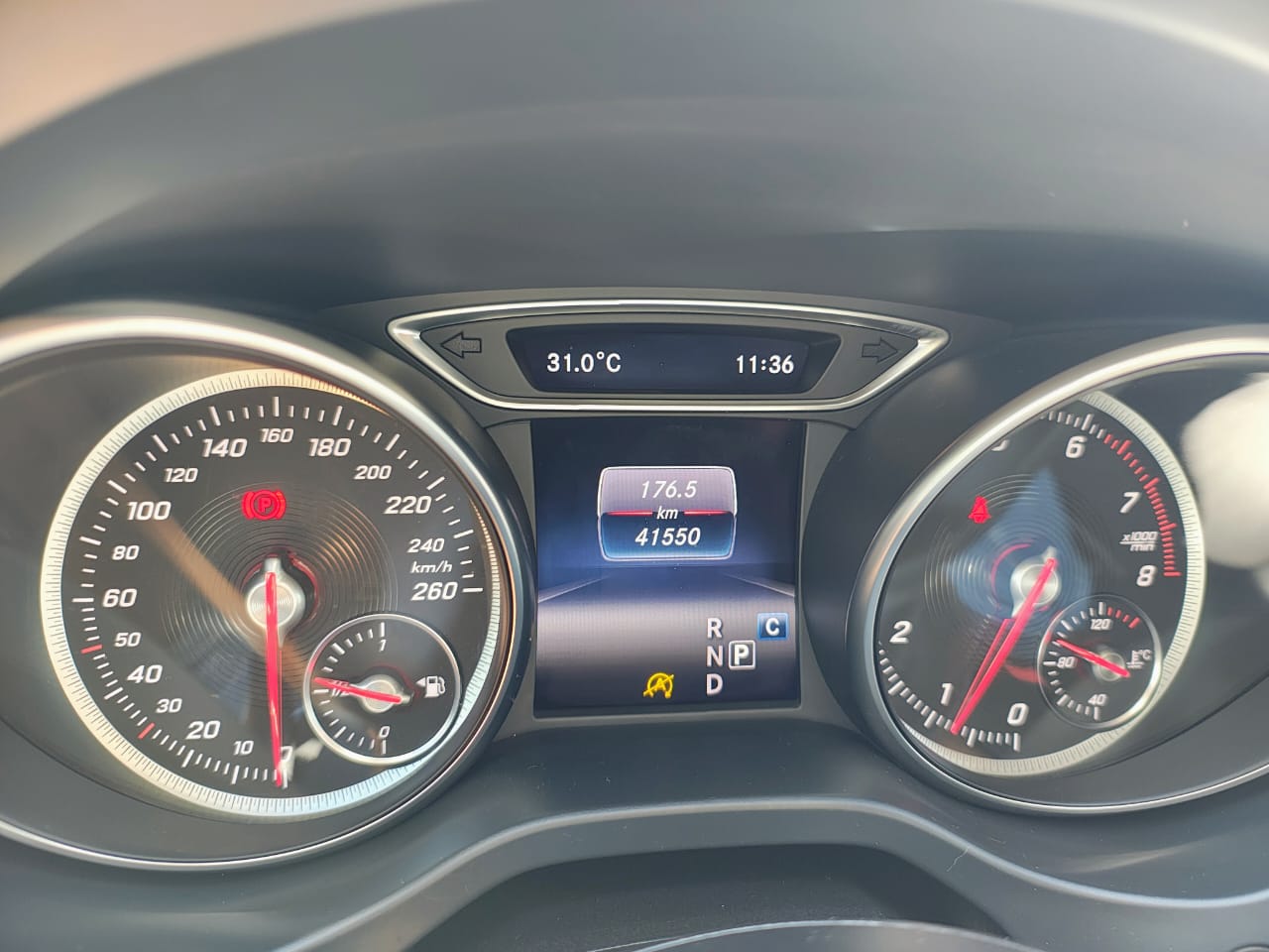MERCEDES BENZ GLA 180