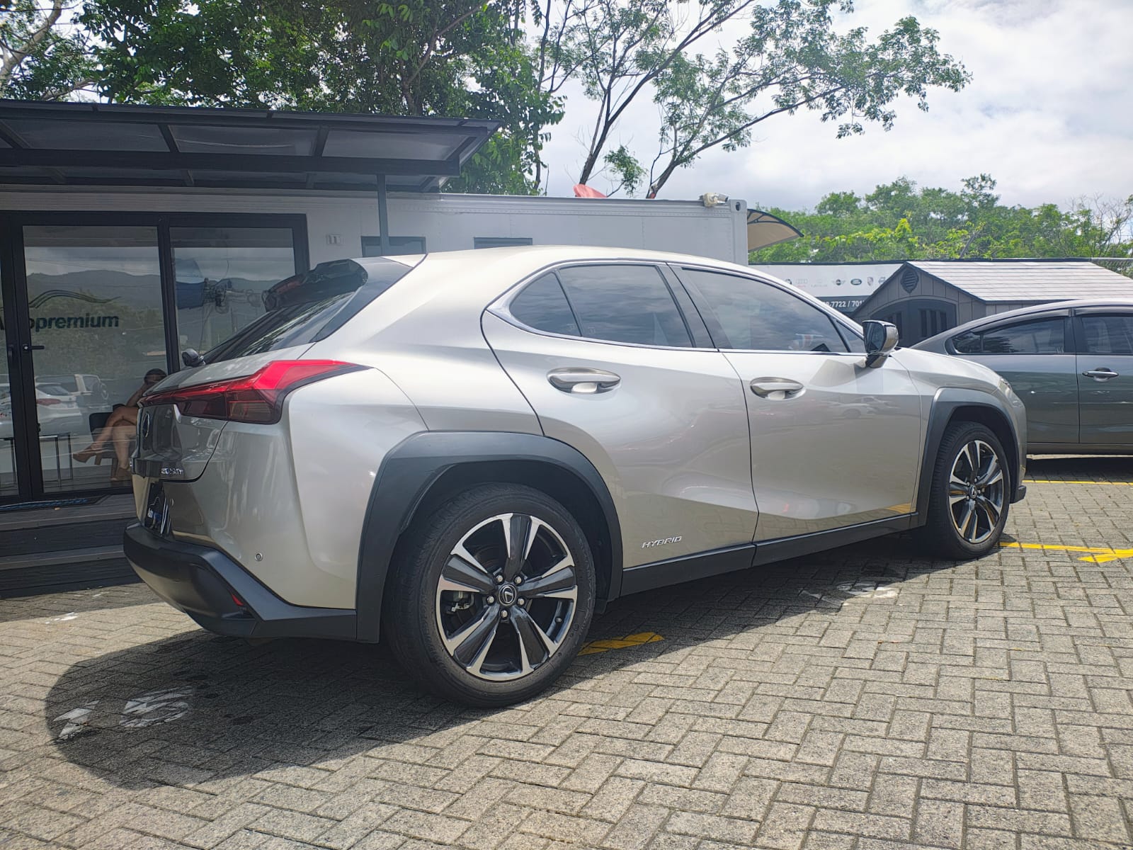LEXUS UX250H