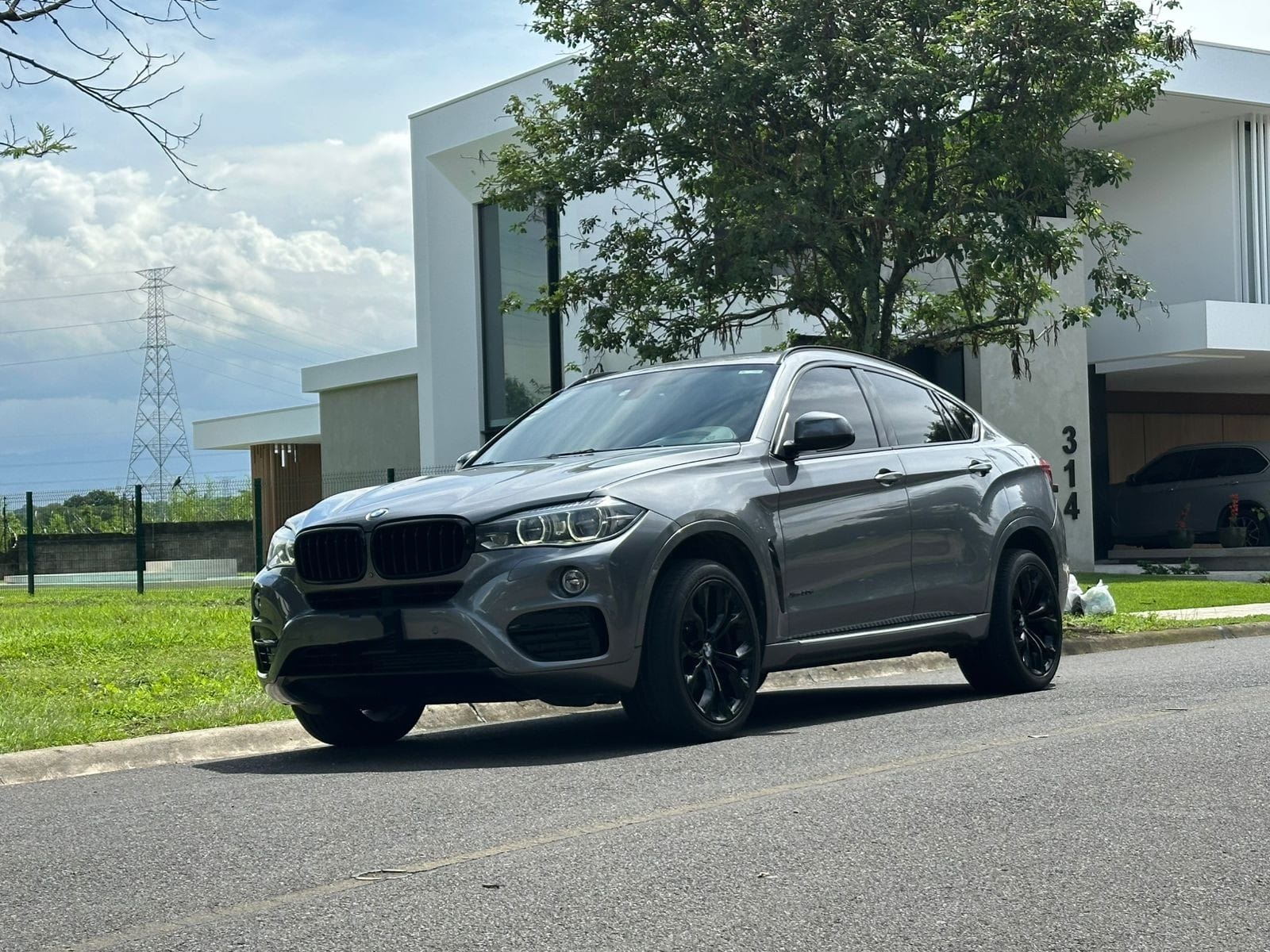 BMW X6
