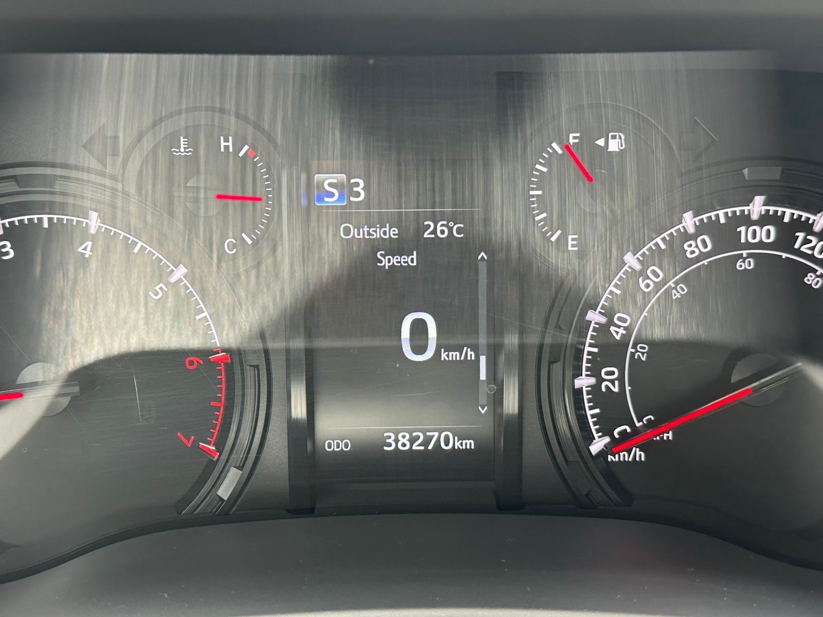 TOYOTA 4 RUNNER SR5