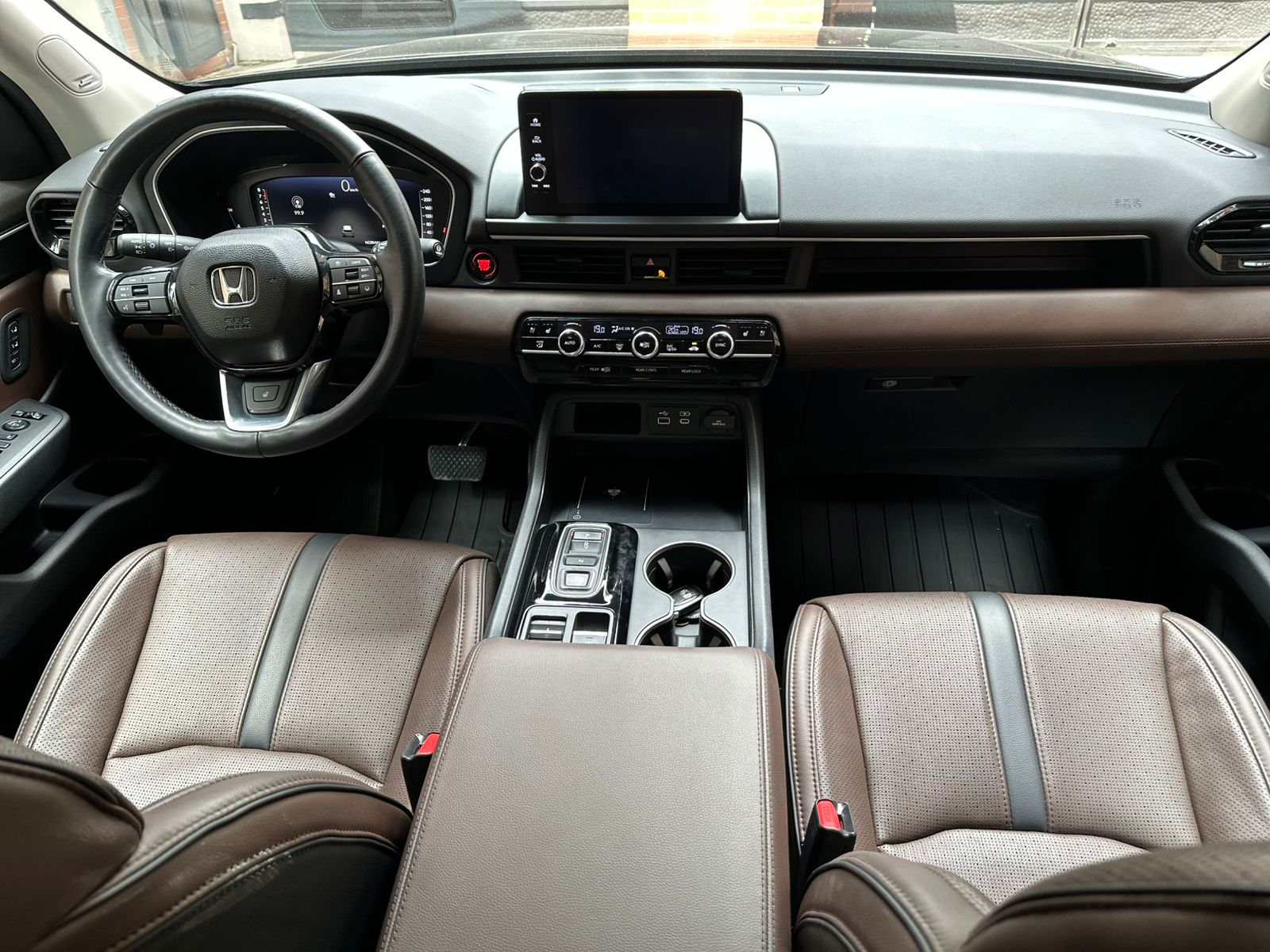 HONDA PILOT ELITE