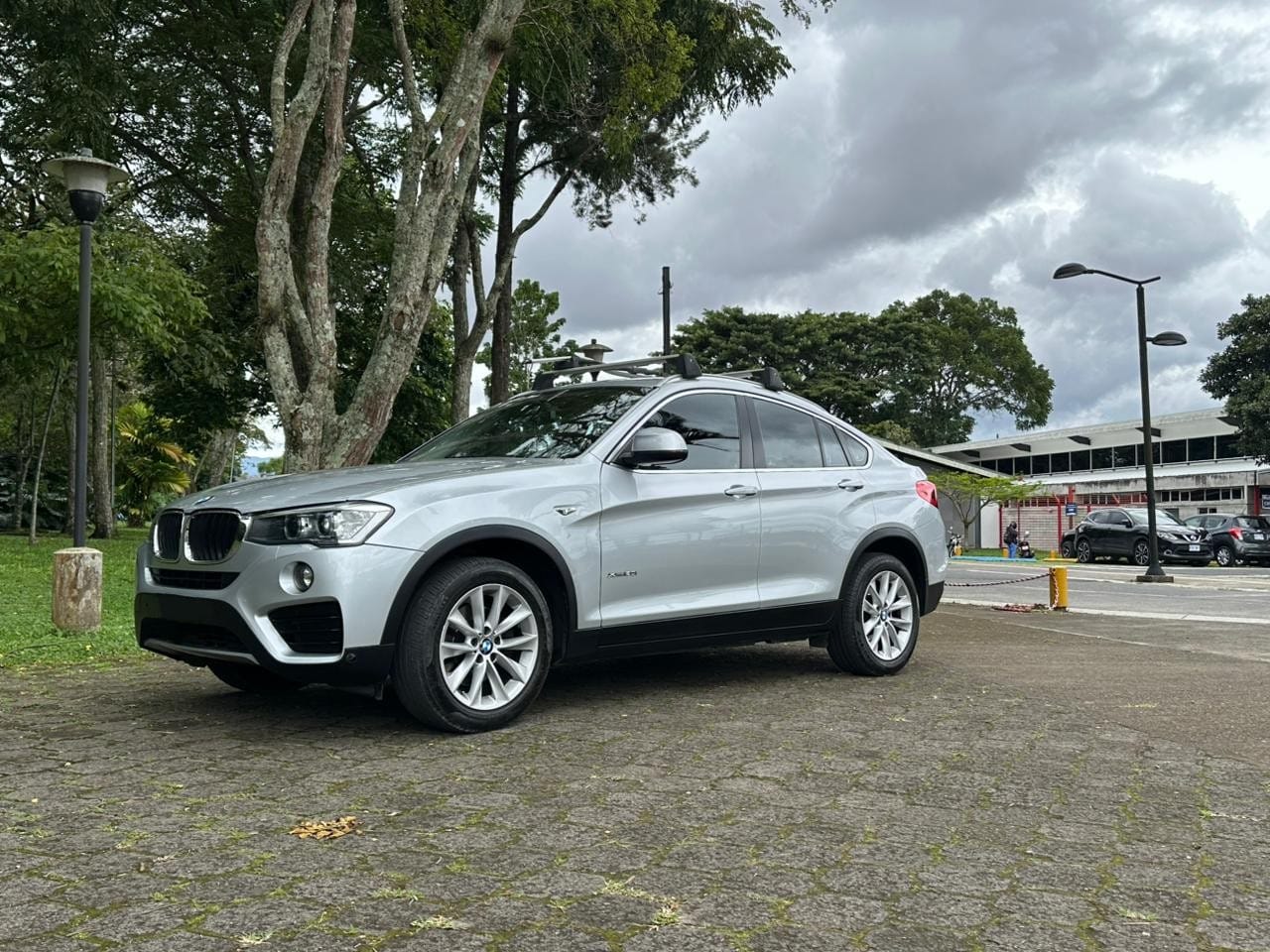 BMW X4 X-DRIVE