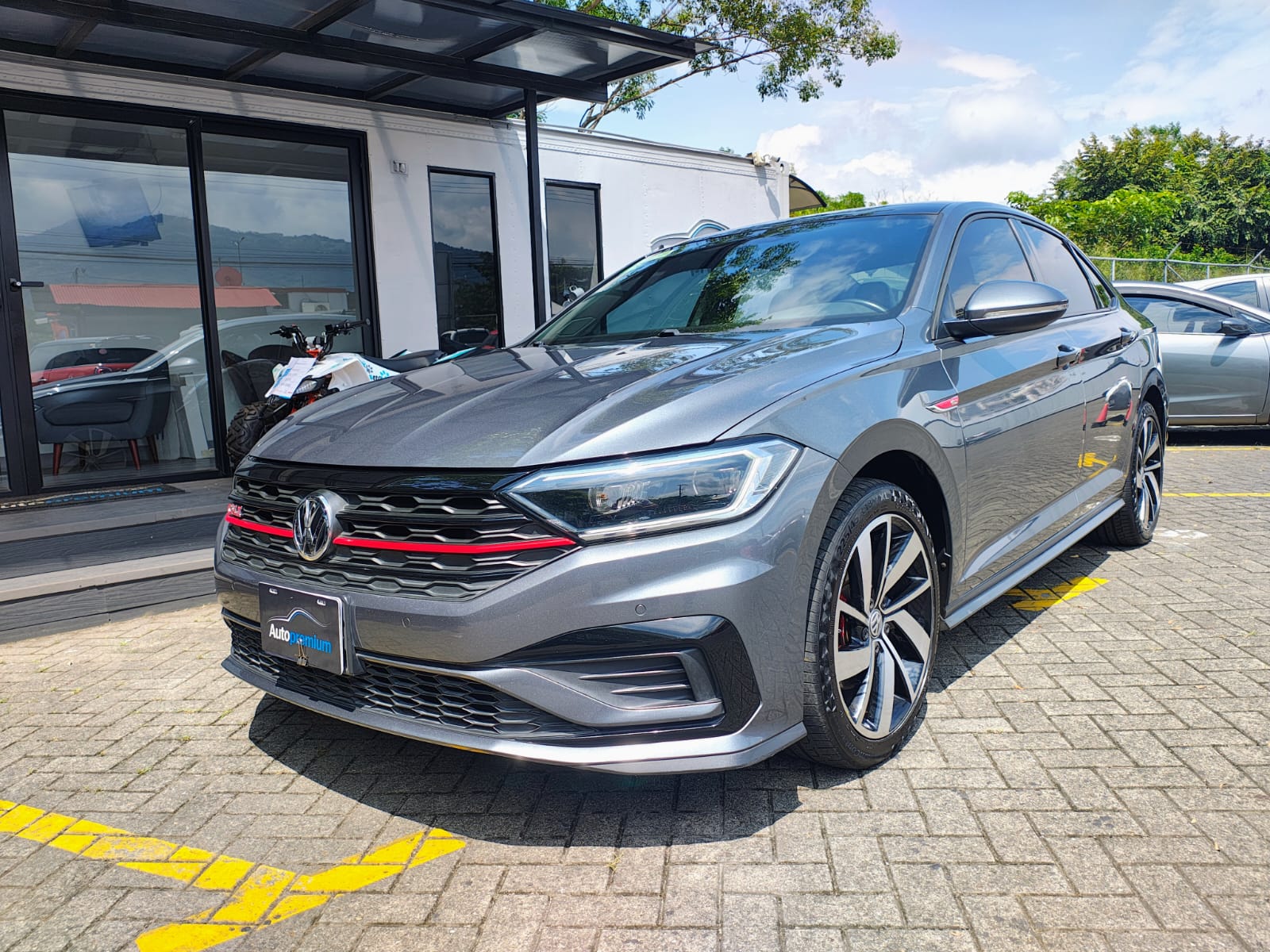 VOLKSWAGEN JETTA GLI