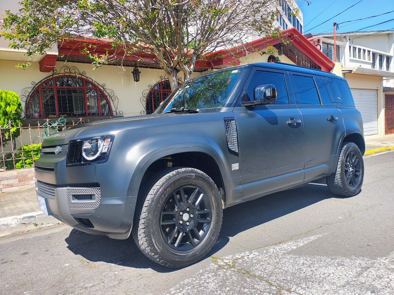 LAND ROVER DEFENDER S