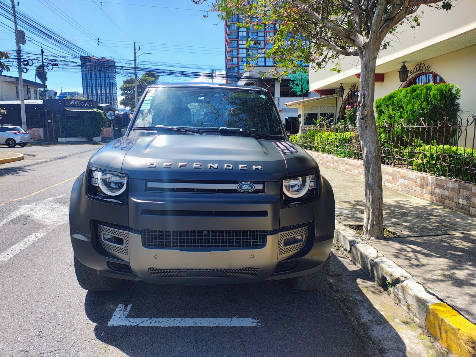 LAND ROVER DEFENDER S