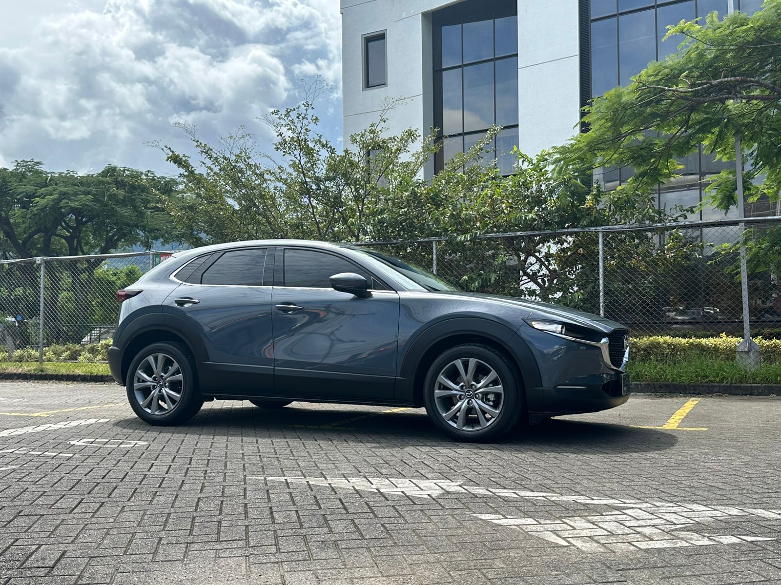 MAZDA CX-30