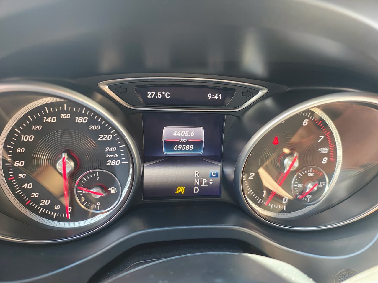 MERCEDES BENZ GLA180