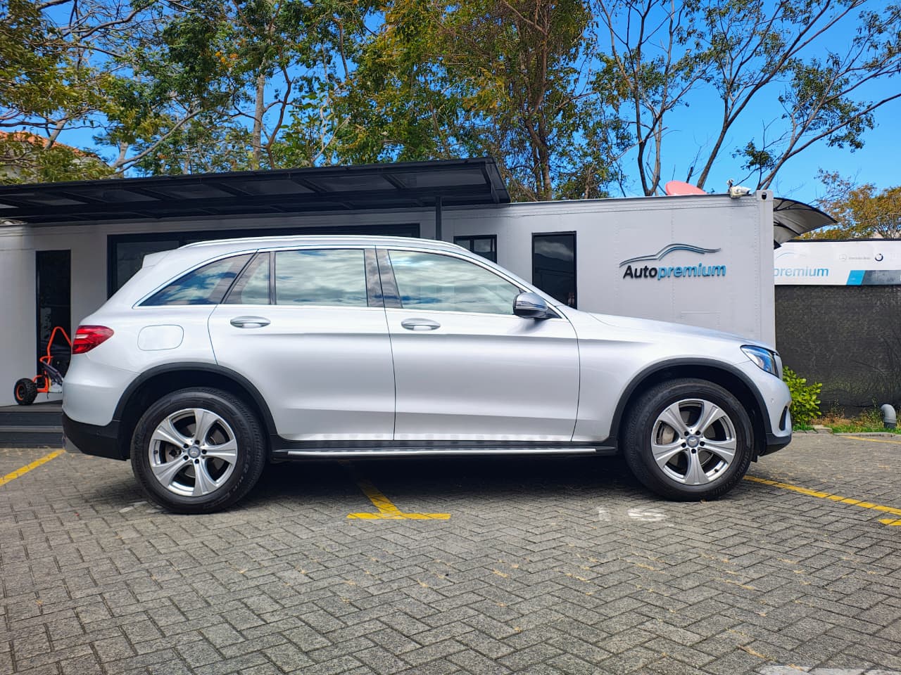 MERCEDES BENZ GLC 250