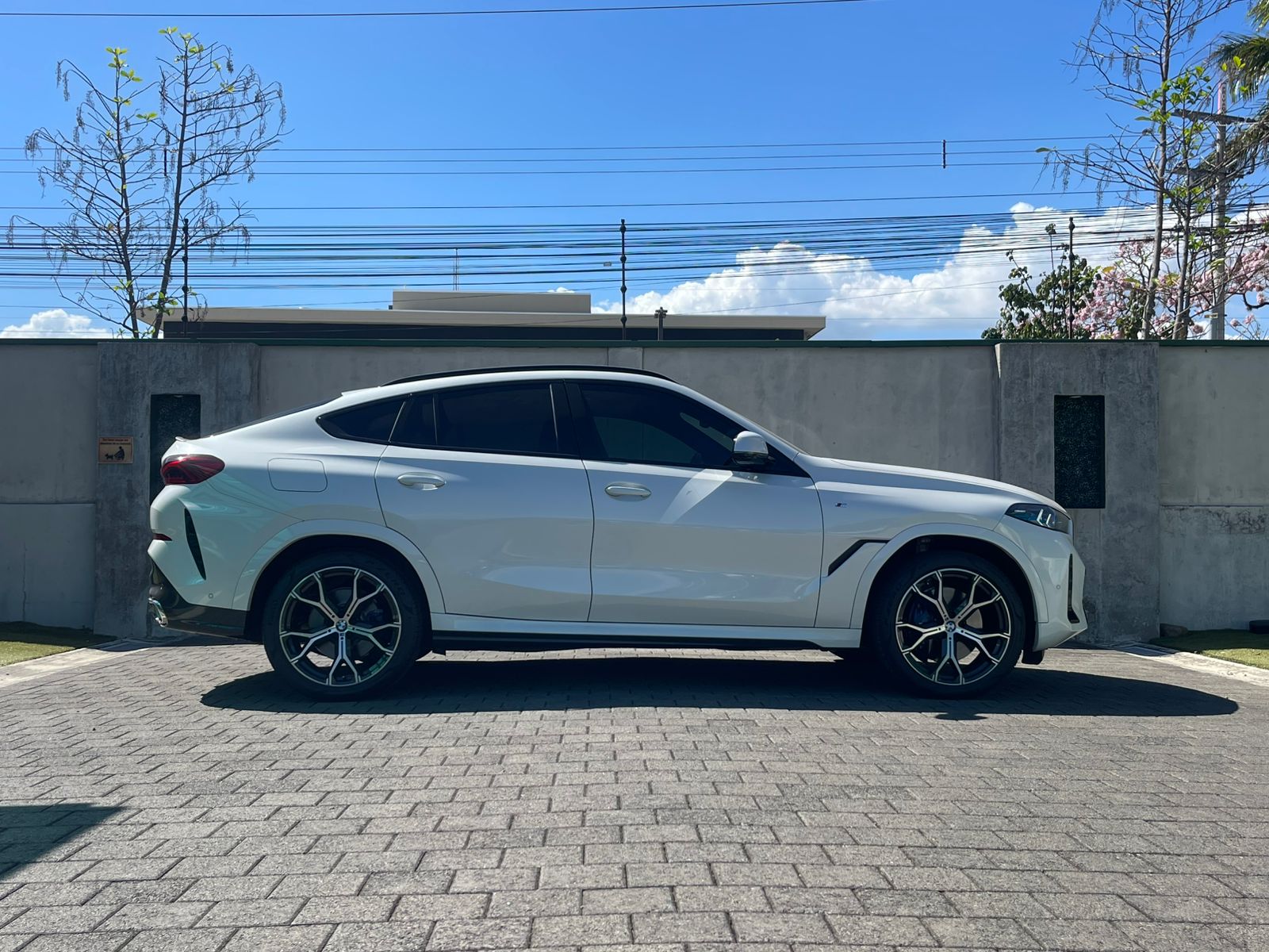 BMW X6 X-DRIVE 40i