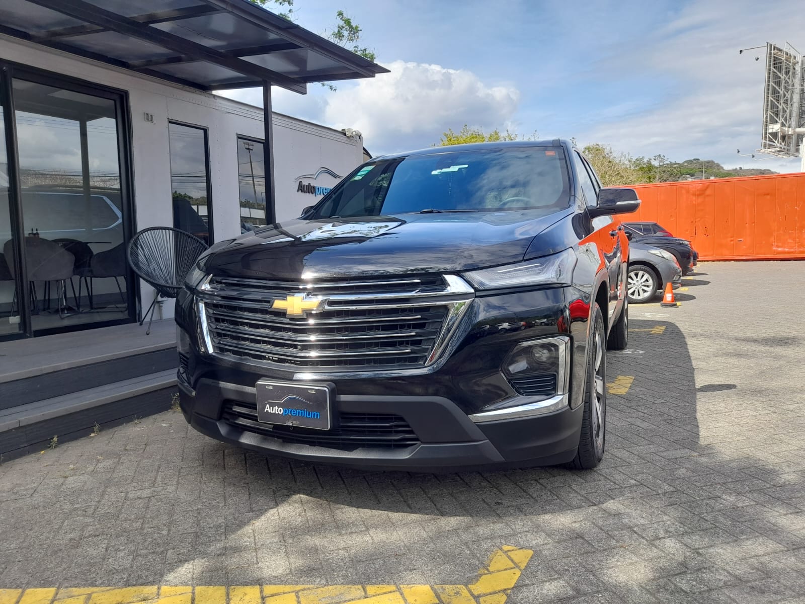 CHEVROLET TRAVERSE LT