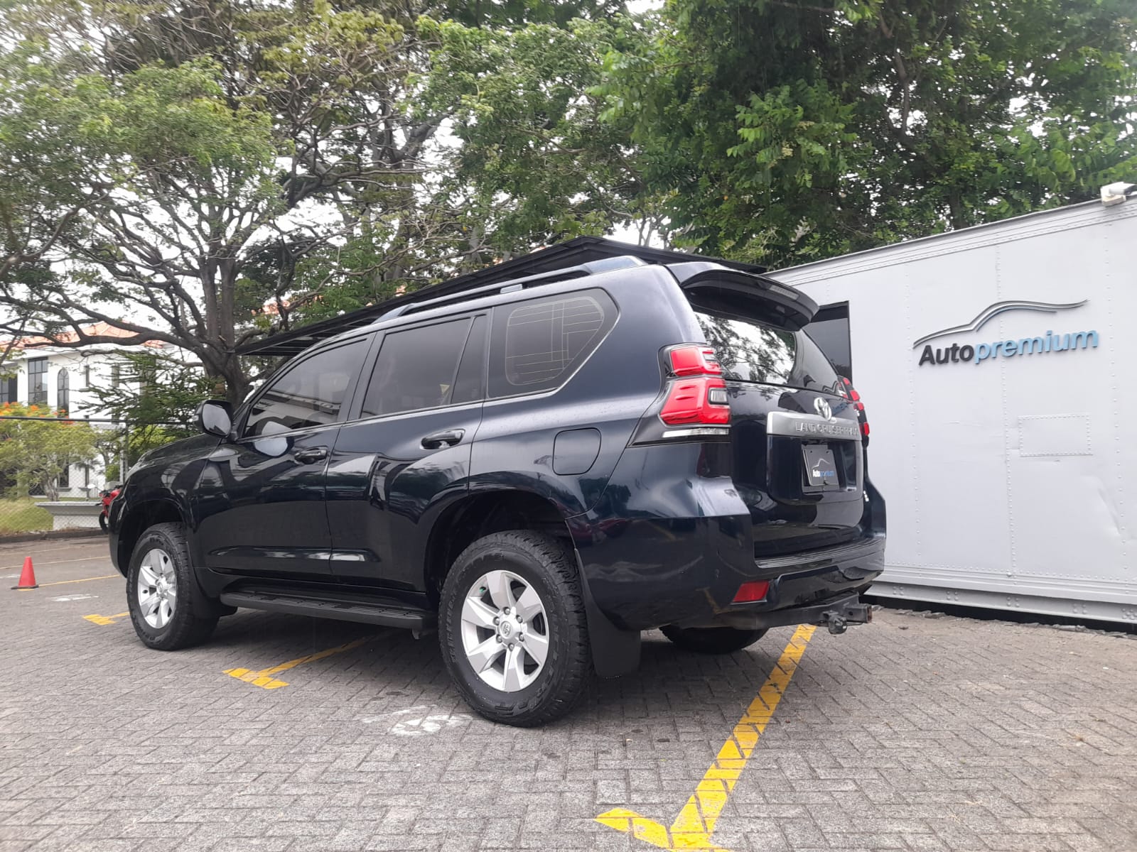TOYOTA PRADO TX