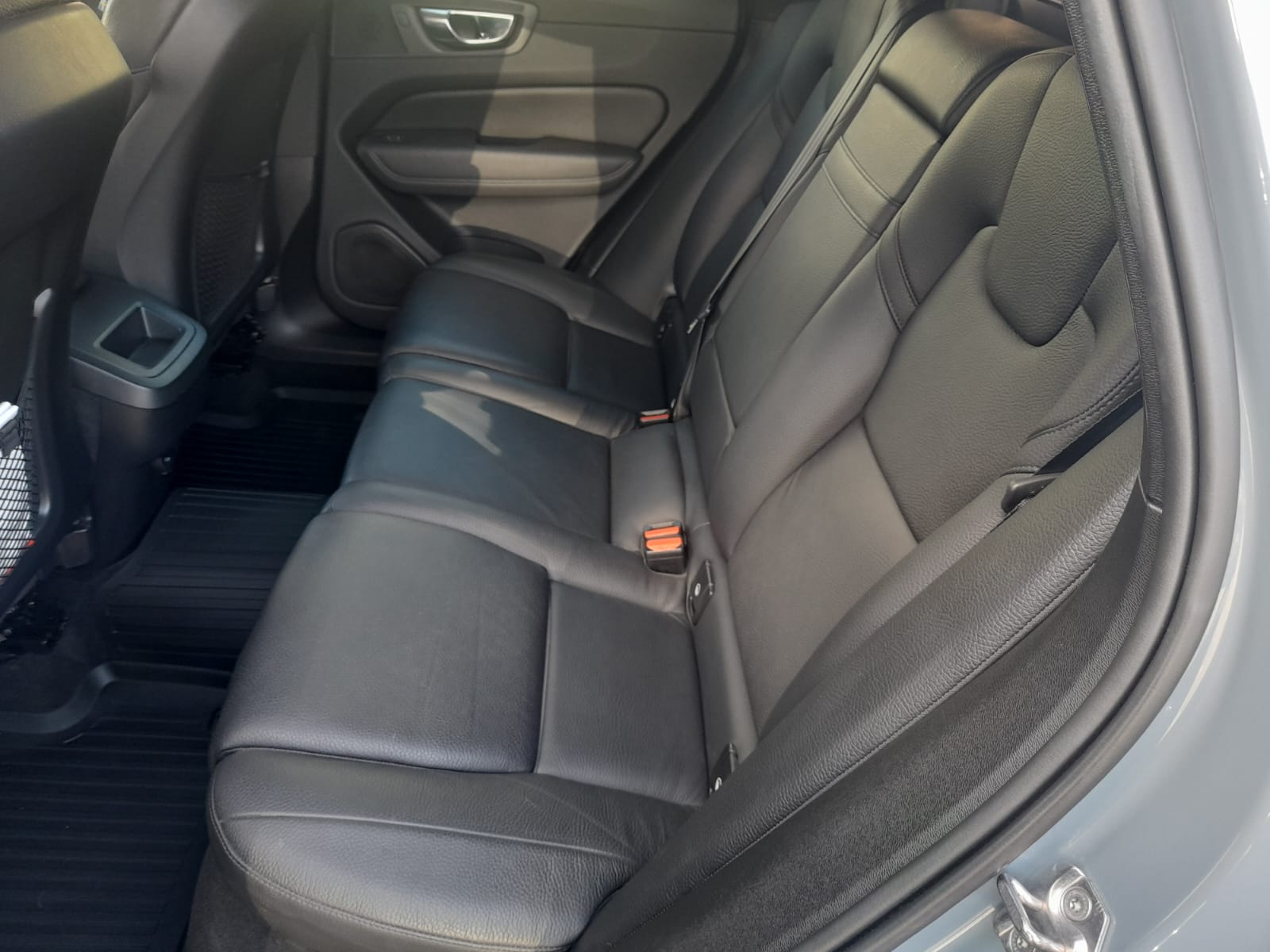 VOLVO XC60 B5