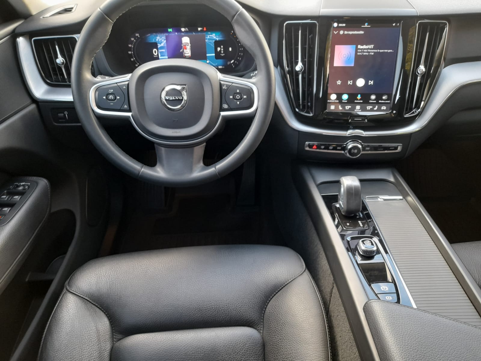 VOLVO XC60 B5