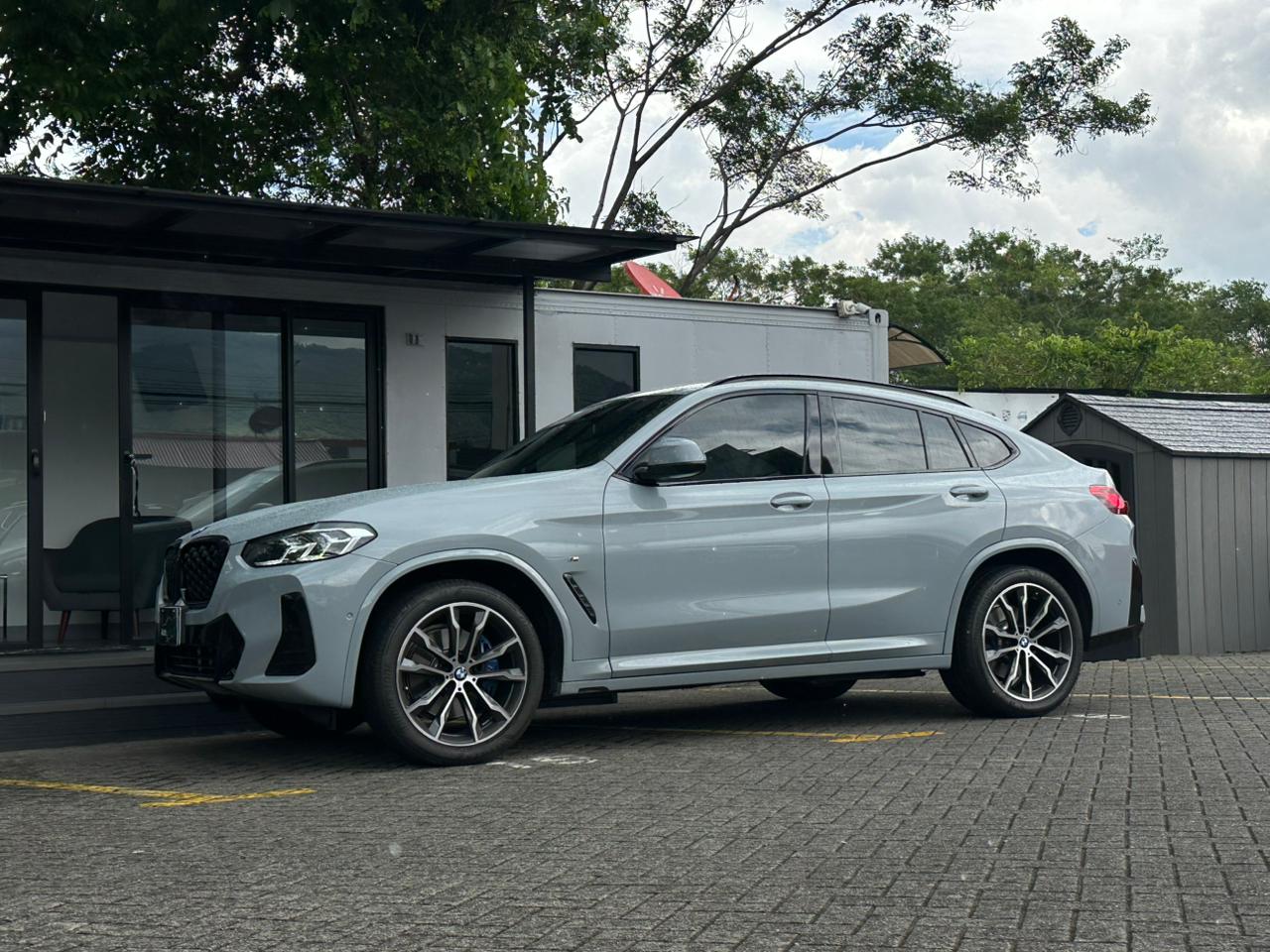 BMW X4 X-DRIVE 30i