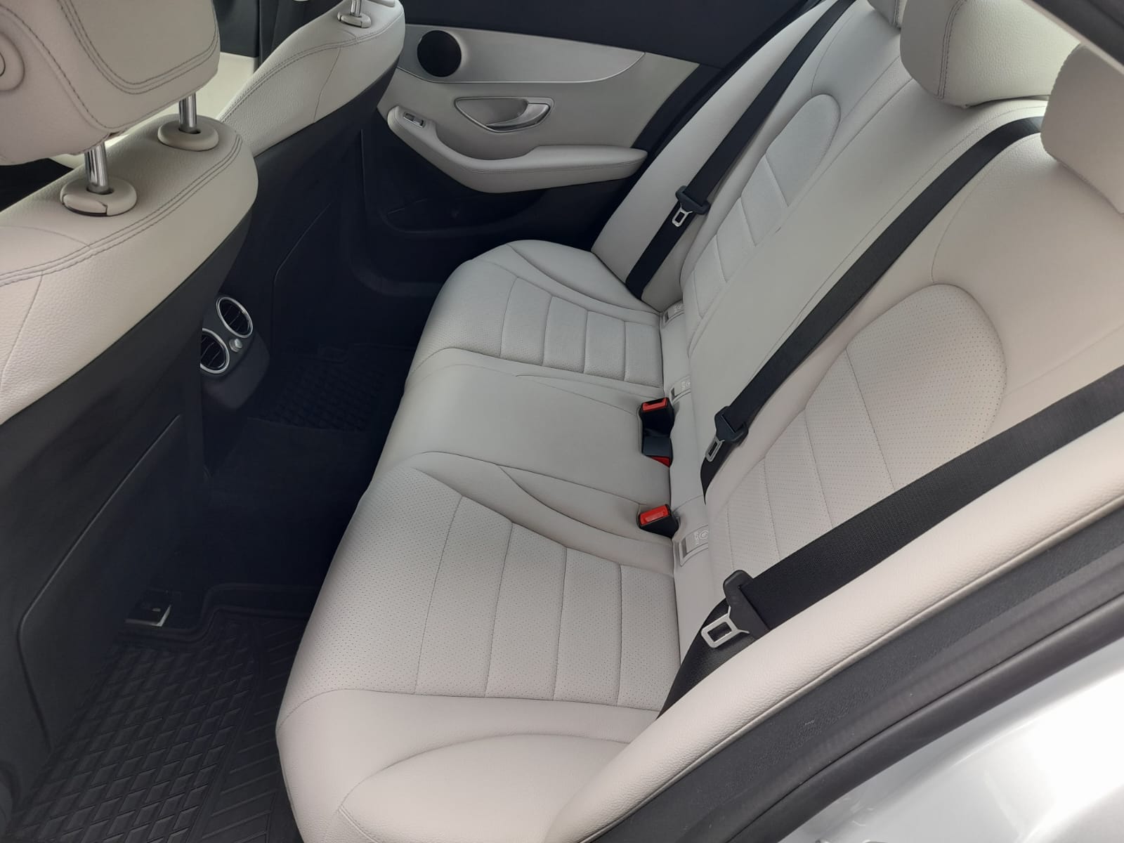MERCEDES BENZ C250