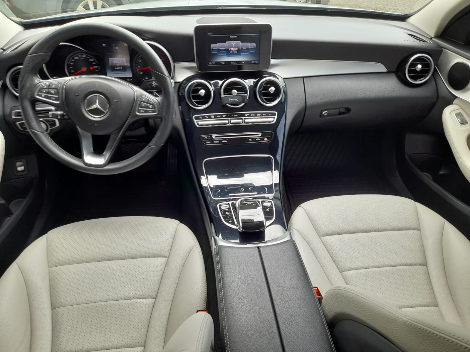 MERCEDES BENZ C250