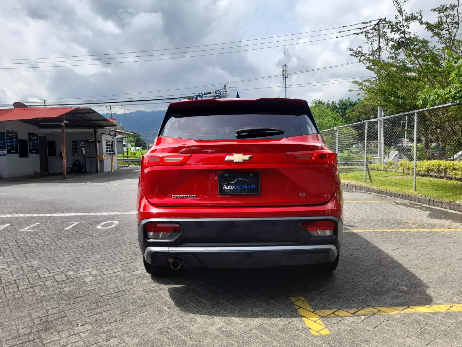 CHEVROLET CAPTIVA LT