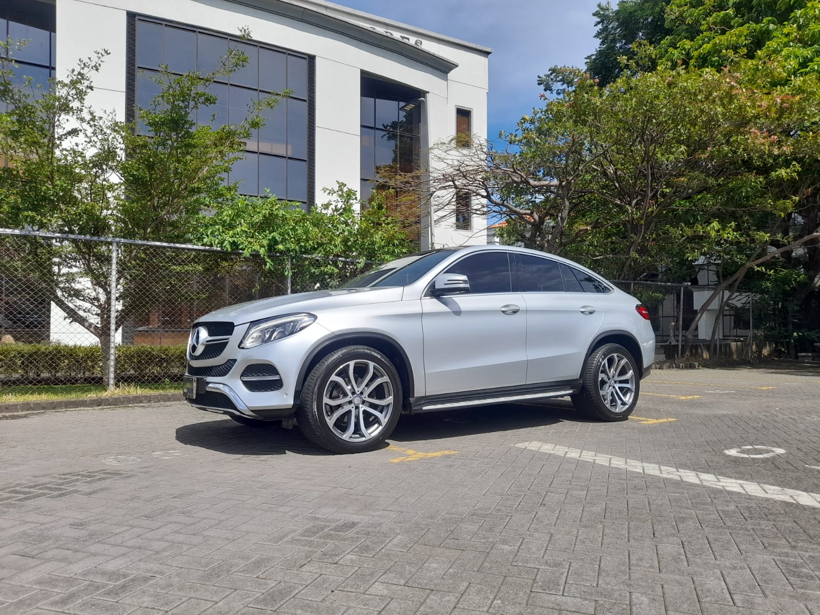 MERCEDES GLE350D COUPE