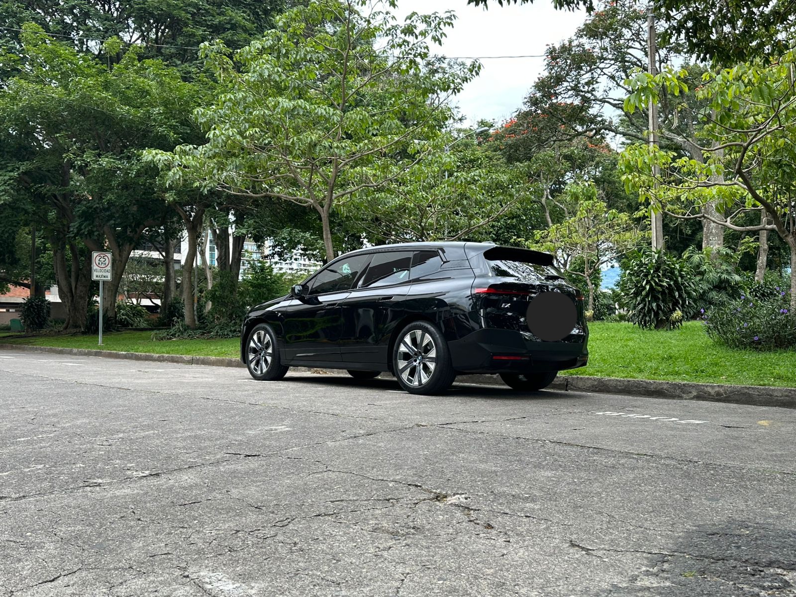 BMW IX X-DRIVE 40