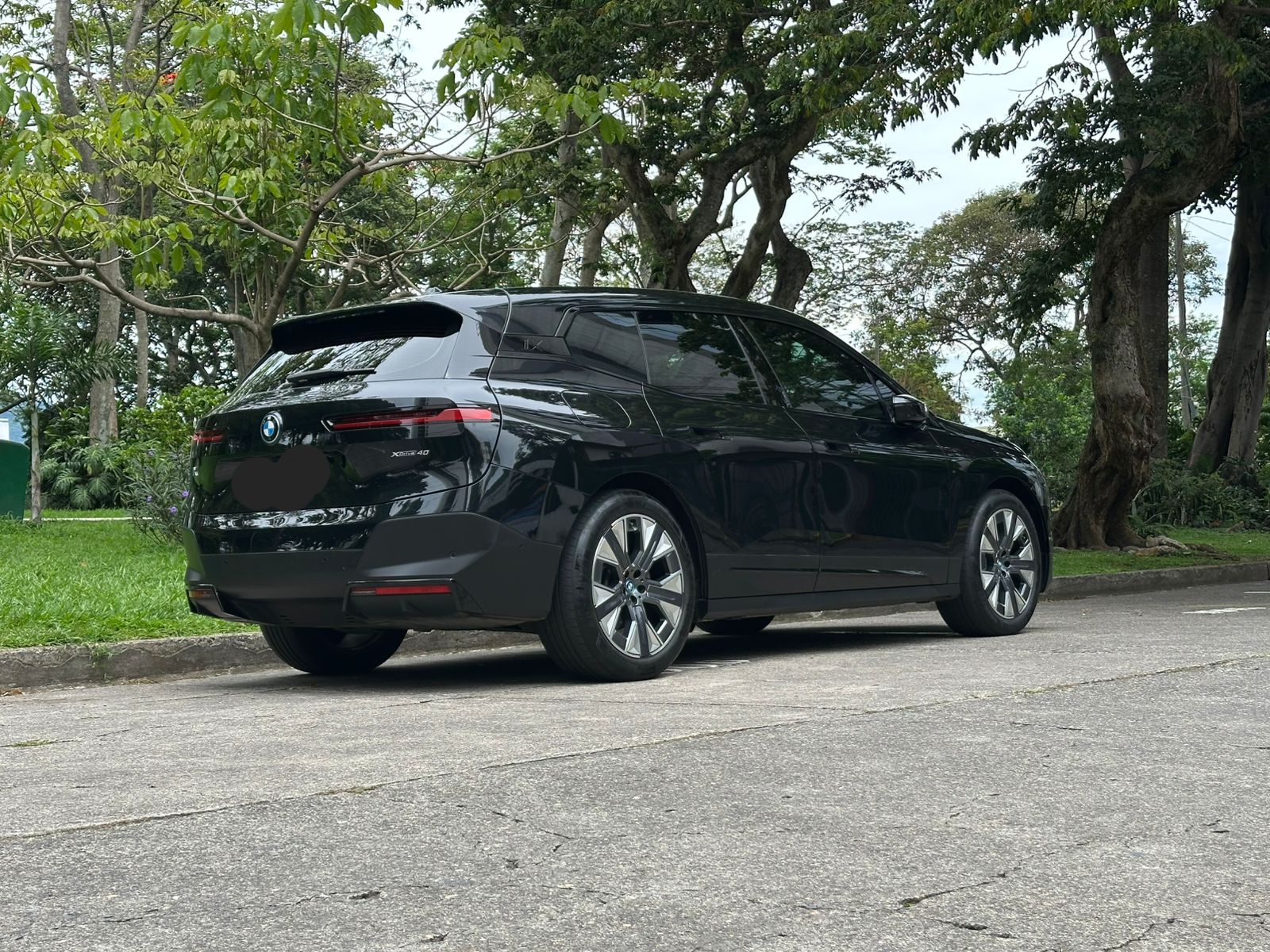 BMW IX X-DRIVE 40