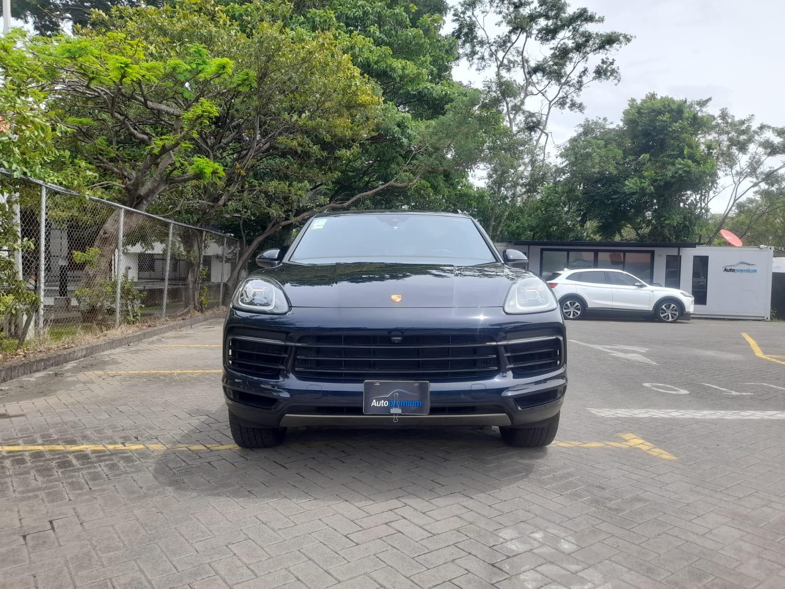 PORSCHE CAYENNE