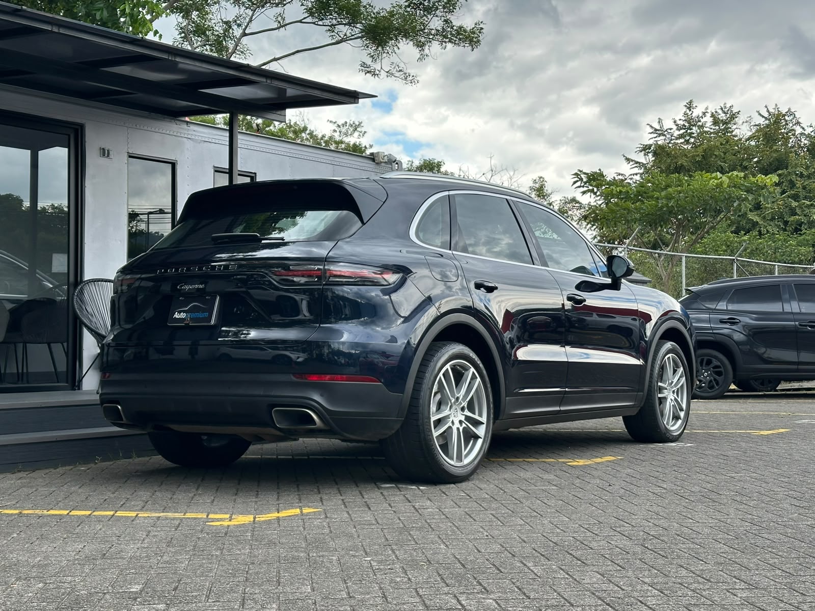 PORSCHE CAYENNE