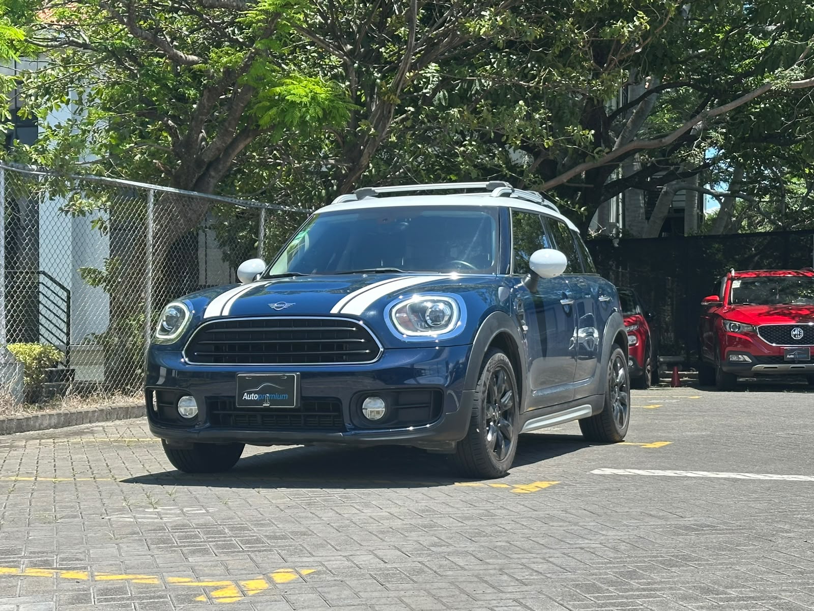 MINICOOPER COUNTRYMAN