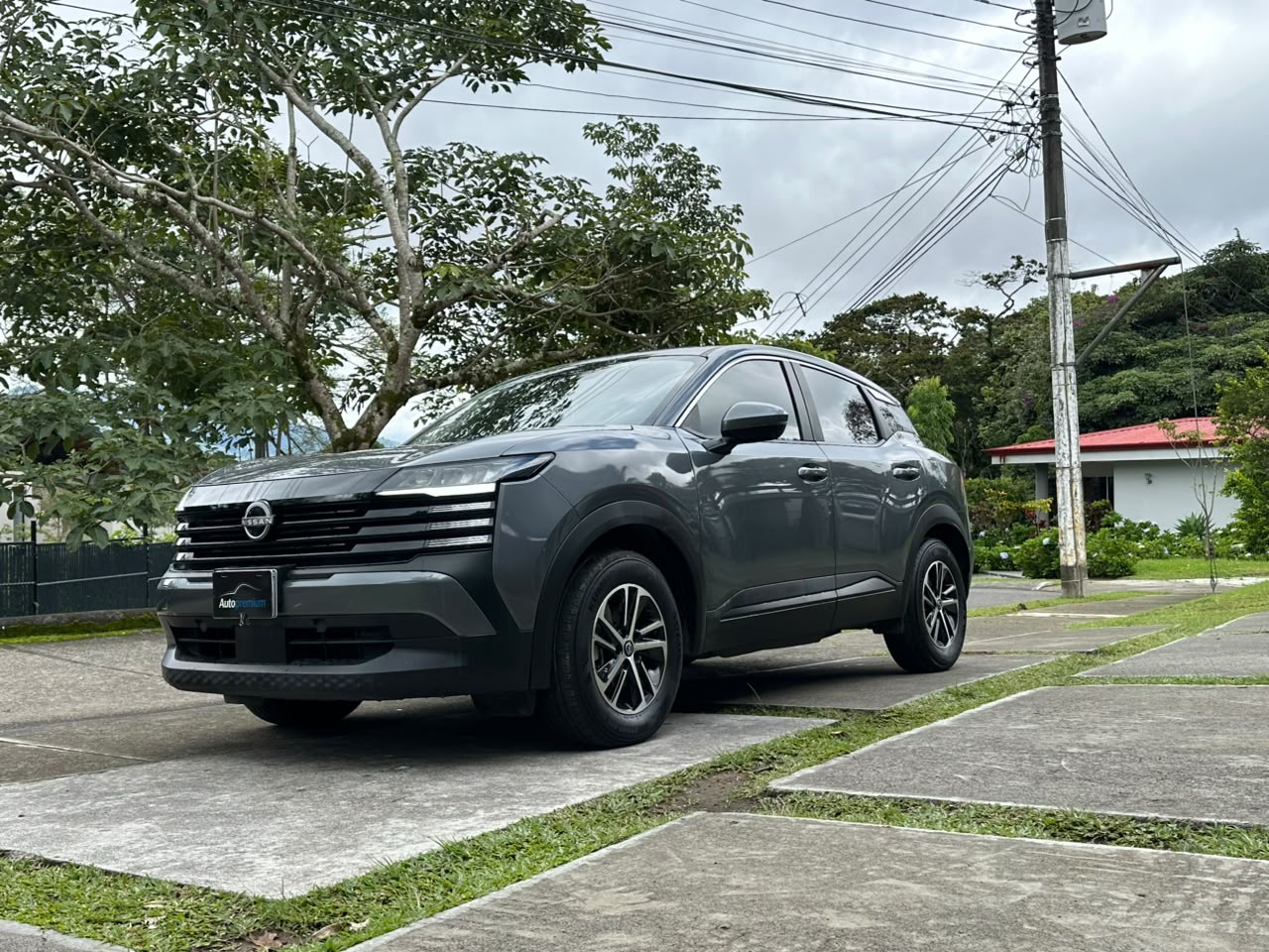 NISSAN KICKS