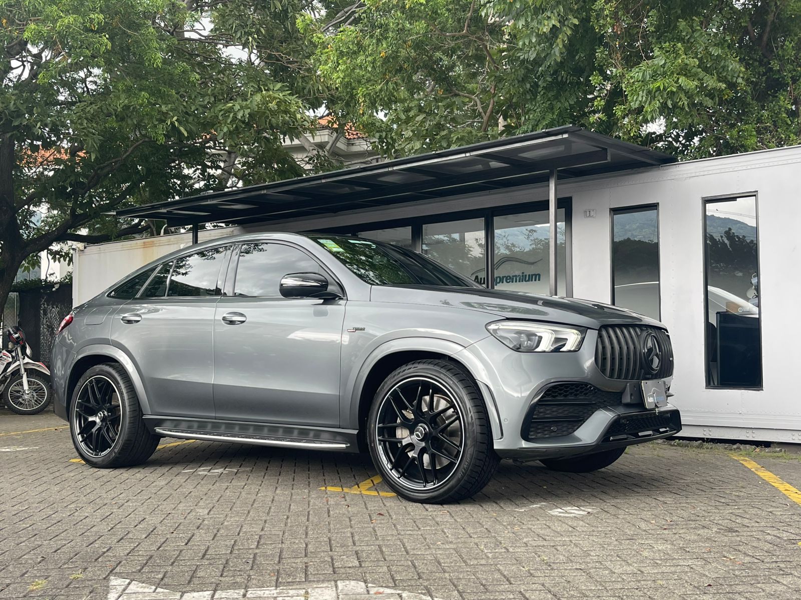 MERCEDES GLE 53 COUPE AMG