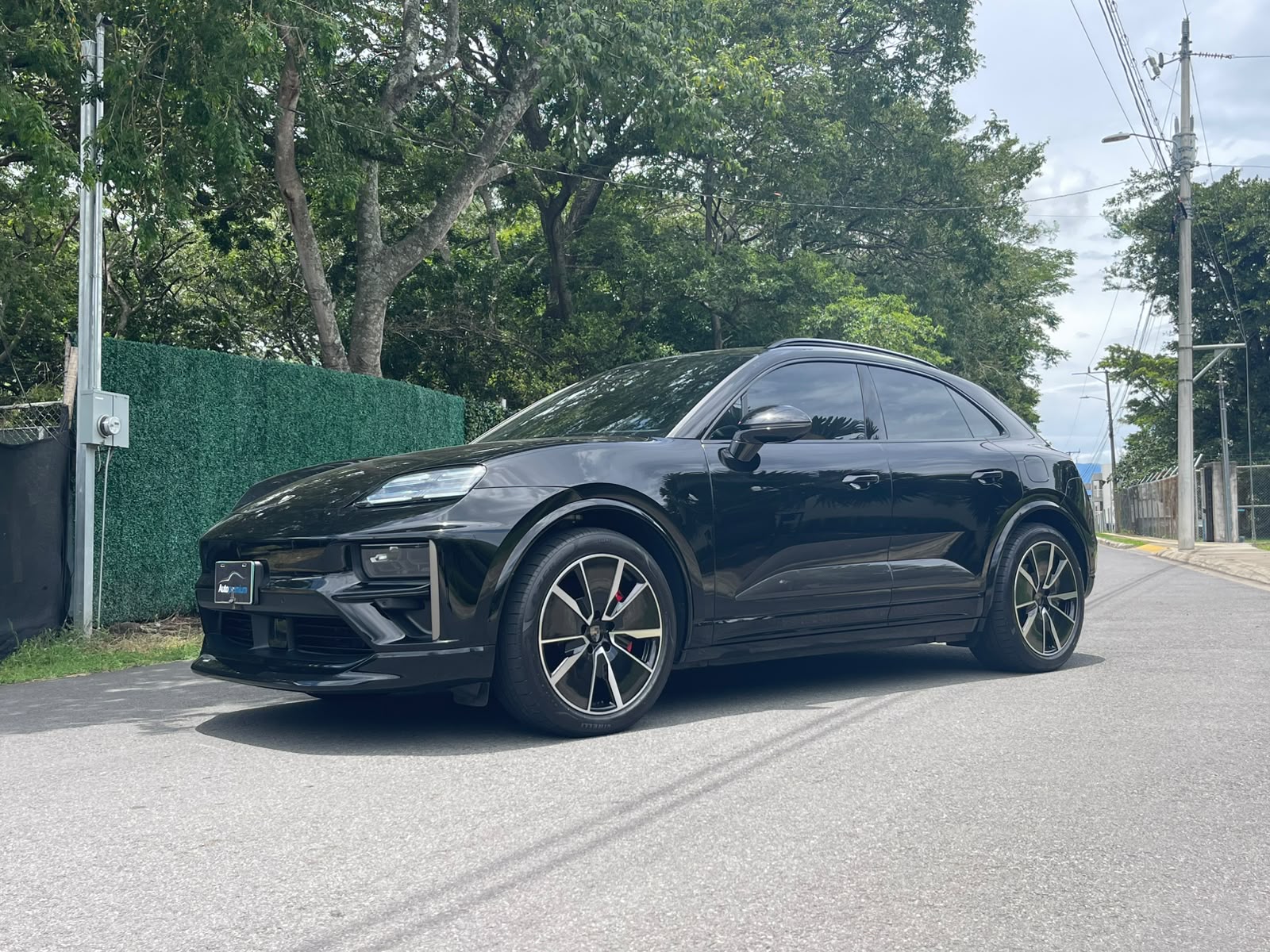 MACAN TURBO ELECTRIC