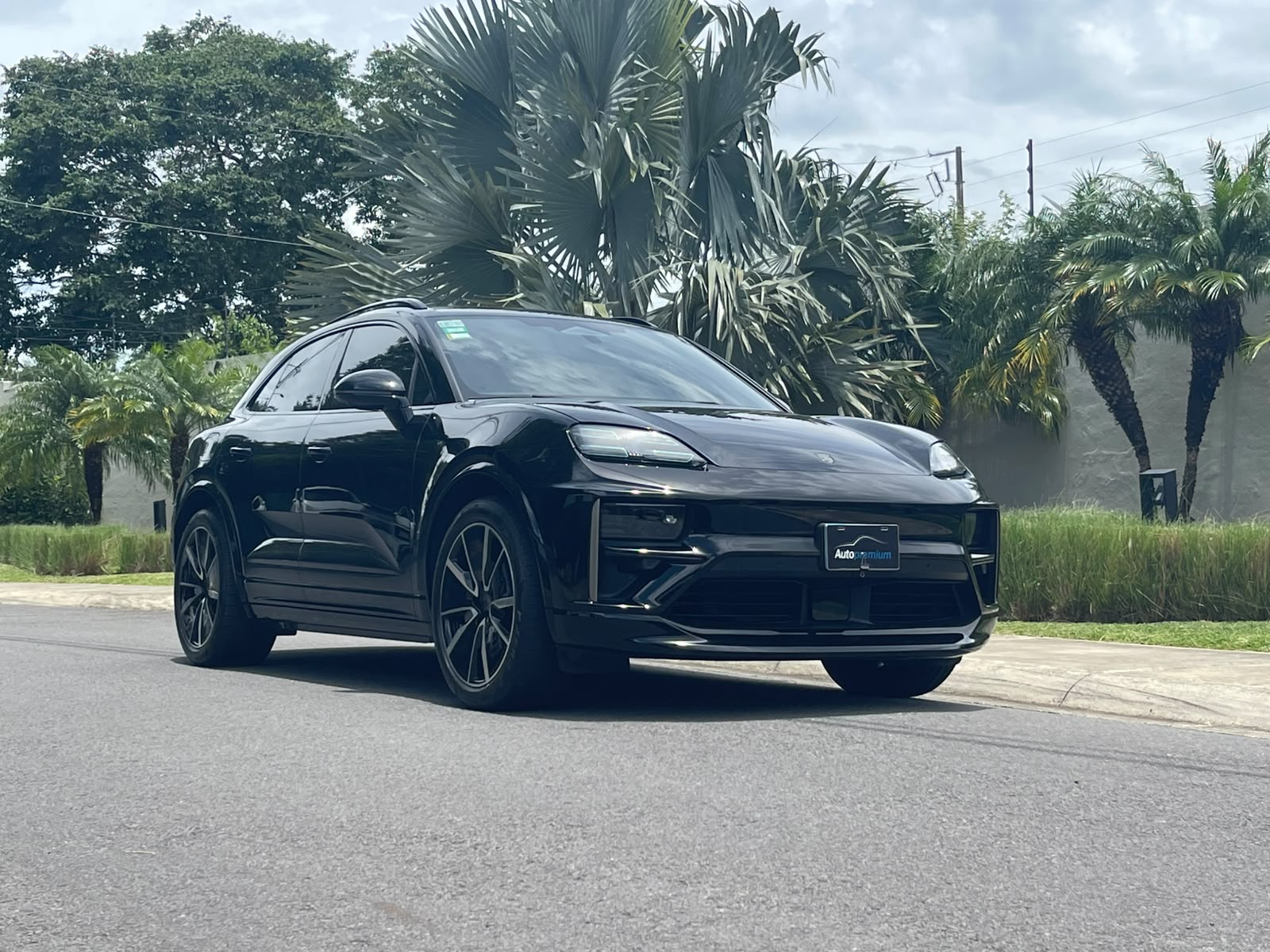 MACAN TURBO ELECTRIC
