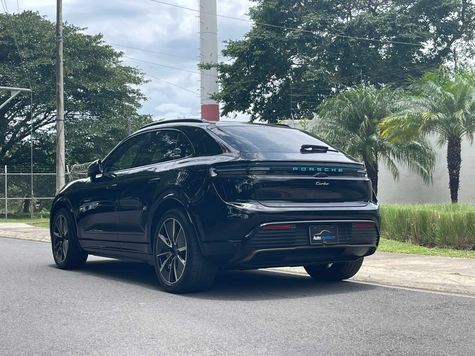 MACAN TURBO ELECTRIC
