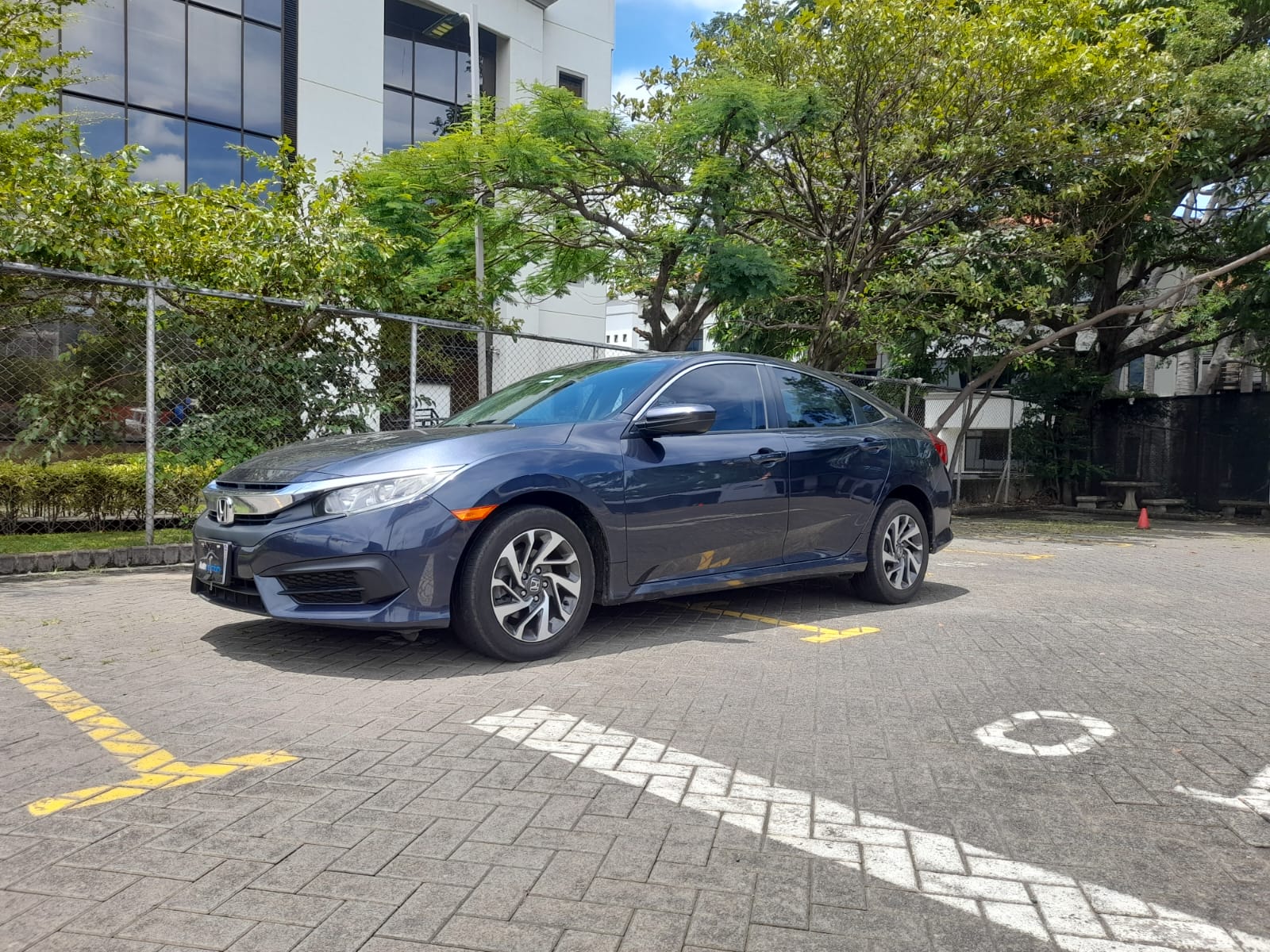 HONDA CIVIC LX
