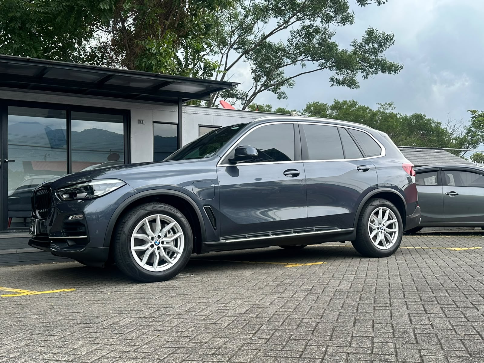 BMW X5 45E HYBRID